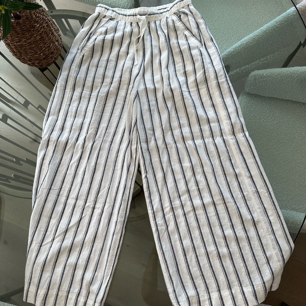 Splendid Black and White “Thira” Striped Pants